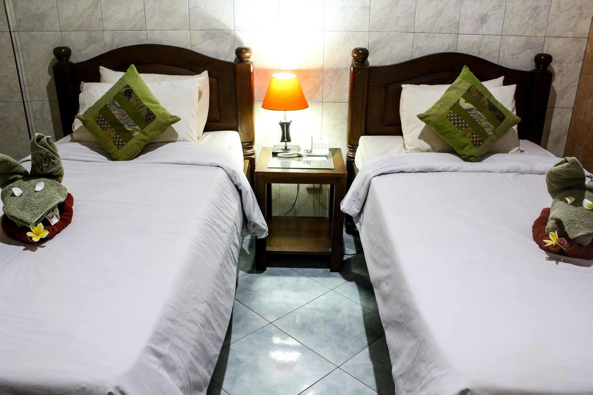Balita Beach Inn Kuta Kuta Lombok Exterior foto